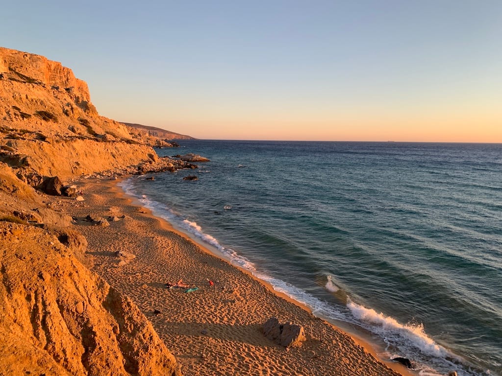 20190915redbeach.jpg