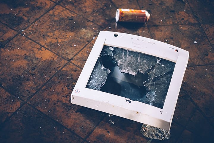 Broken computer screen
